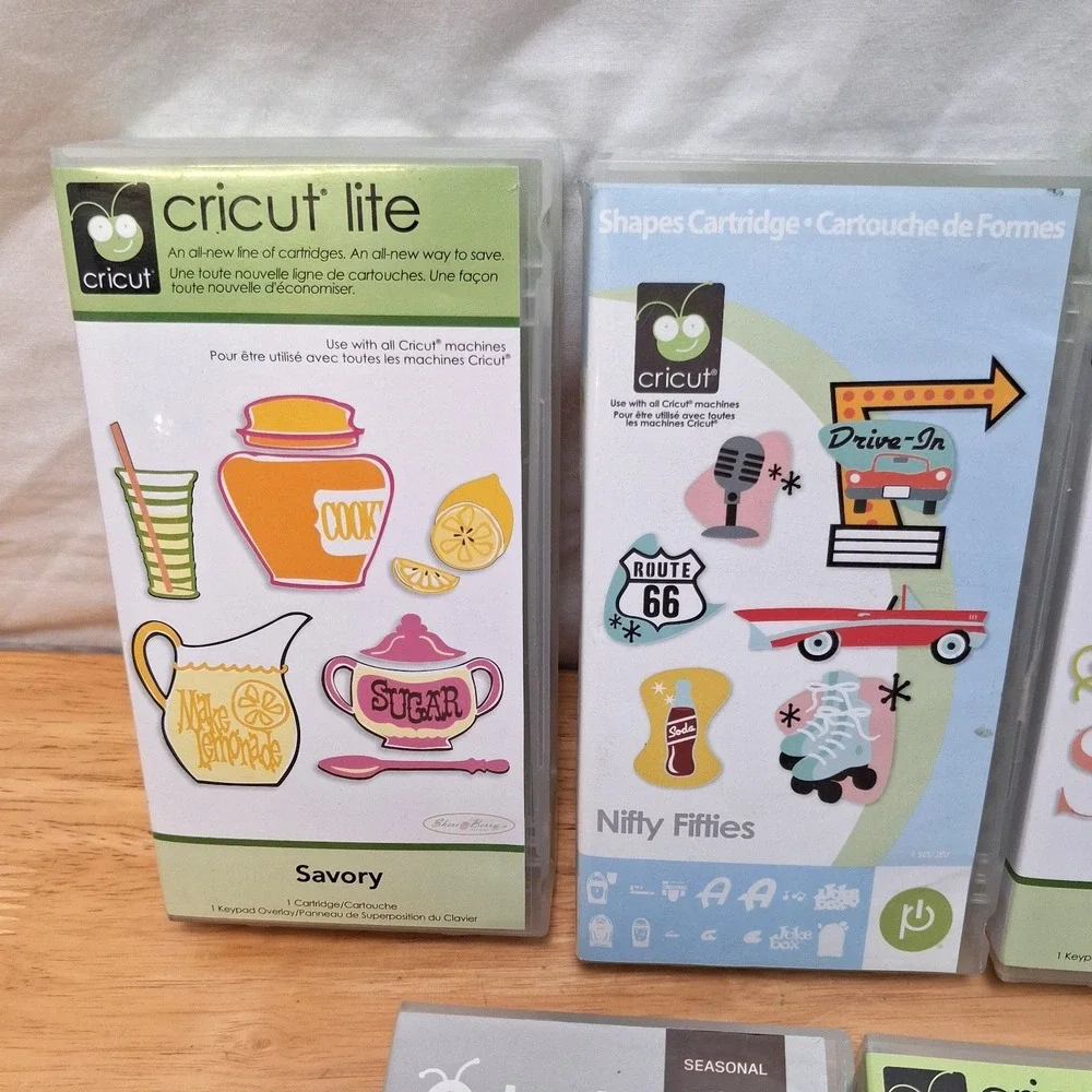 Lot of 5 Cricut Cartridges Keyboards & Booklets Missing 1 Book Crafting DIY